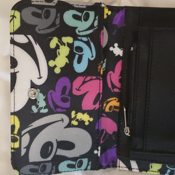Disney Parks Mickey Mouse trifold Wallet. - Picture 7 of 11